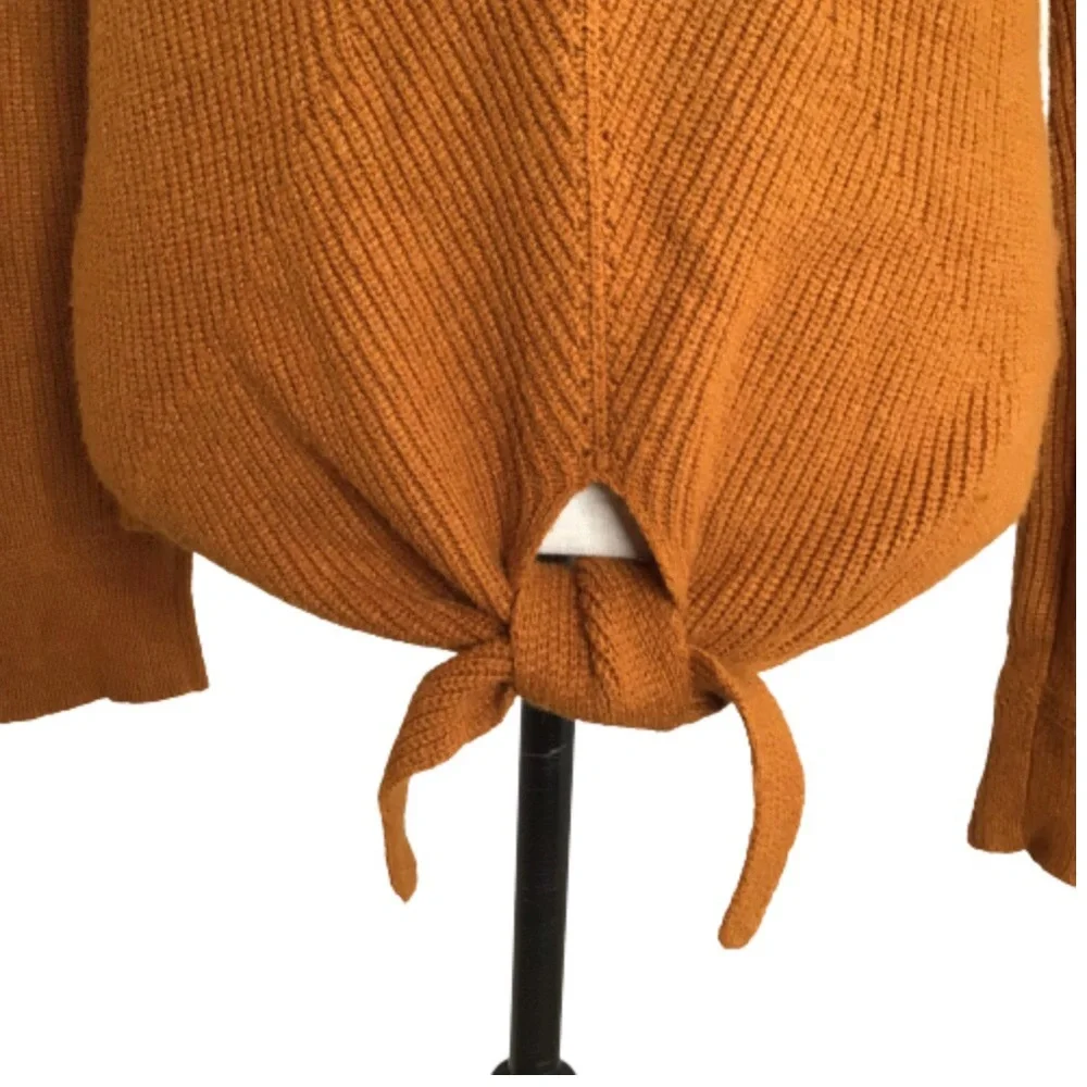Anthropologie Moth Freeport Rust V-Neck Ribbed Knit Tie Front Sweater Small